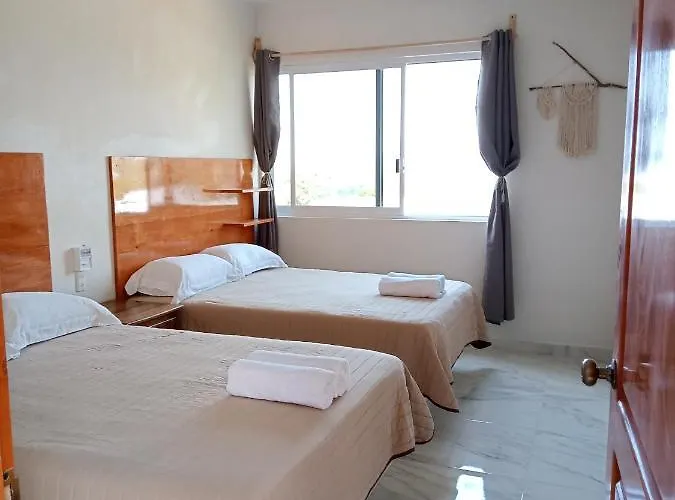 Victoria Mirador Lodge Zihuatanejo