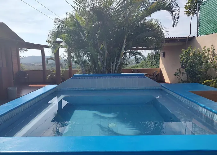 Victoria Mirador * Zihuatanejo